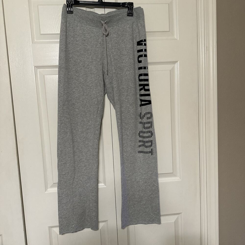 Victoria Sport by Victoria’s Secret - Gray Victoria Sport Sweatpants - XS